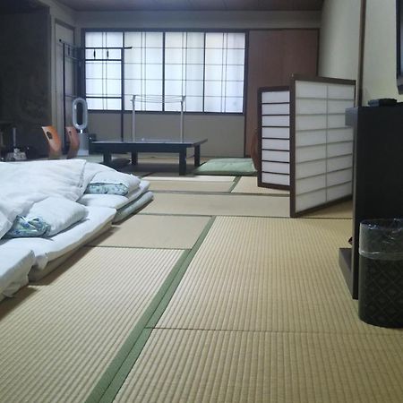 Kikunoya Ryokan Kanazawa Bagian luar foto