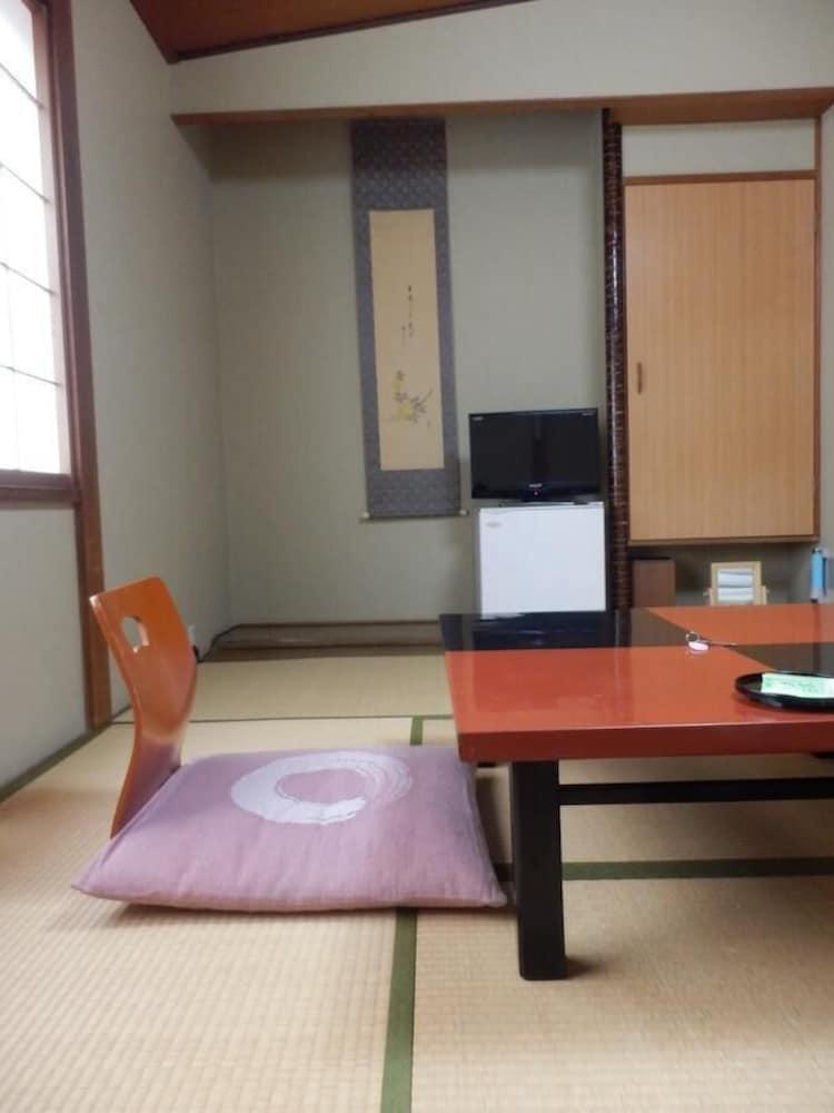 Kikunoya Ryokan Kanazawa Bagian luar foto